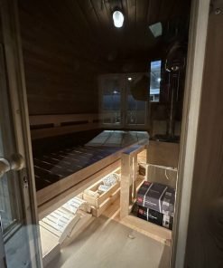 Bastu BUS 4.8 m X 2.3 m - Tillverkad av termoträ