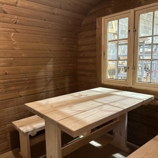 Bastu BUS 4.8 m X 2.3 m - Tillverkad av termoträ