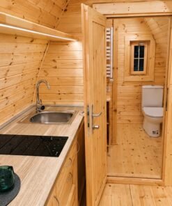Isolerad Camping Pod 2.4 × 6.6 m med sidoingång