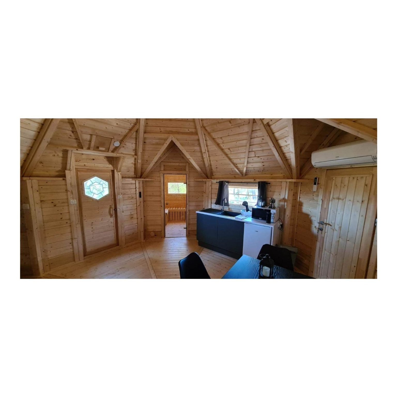 Camping stuga 16.5 m² med 2 förlängning