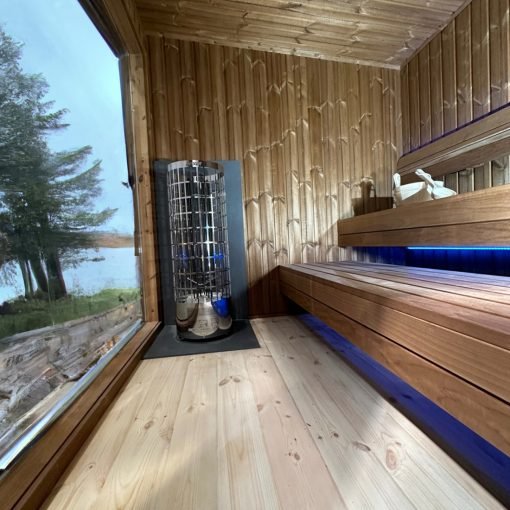 Lyxig bastu 2.3 m x 2.3 m